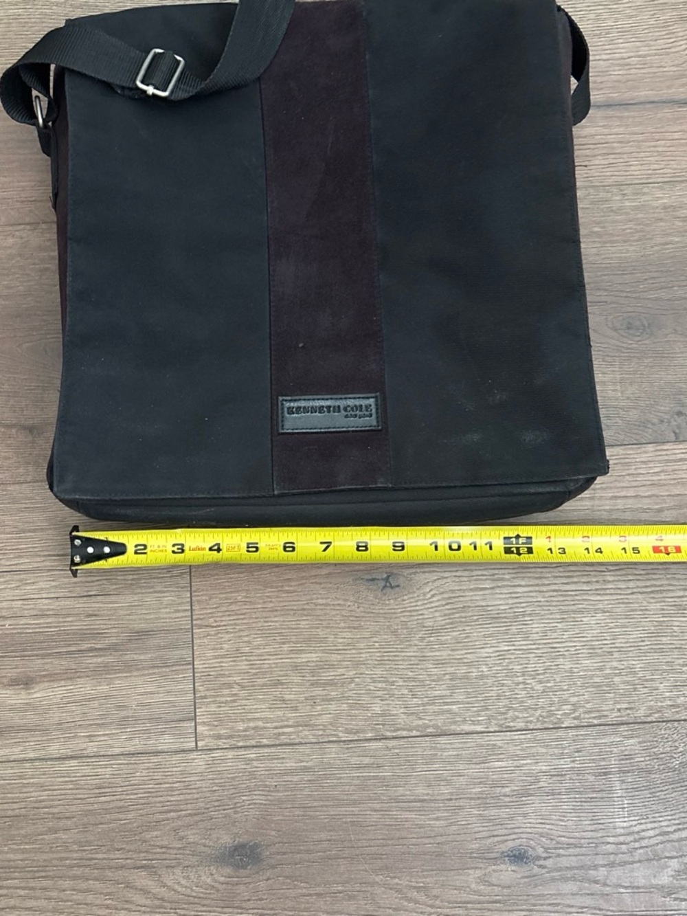 Kenneth Cole Black Messenger Bag with Dark Black Stripe - Picture 4 of 5
